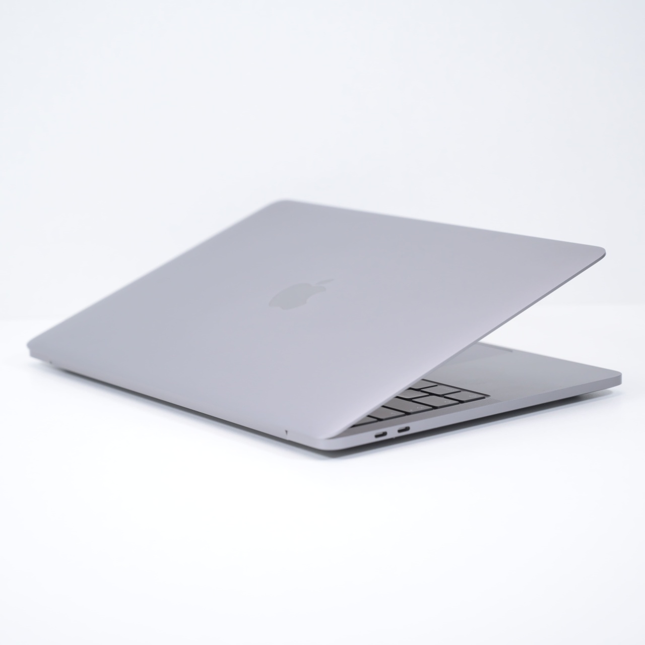 Laptop Apple Macbook Pro M2 (A2338) - 2 | YEO