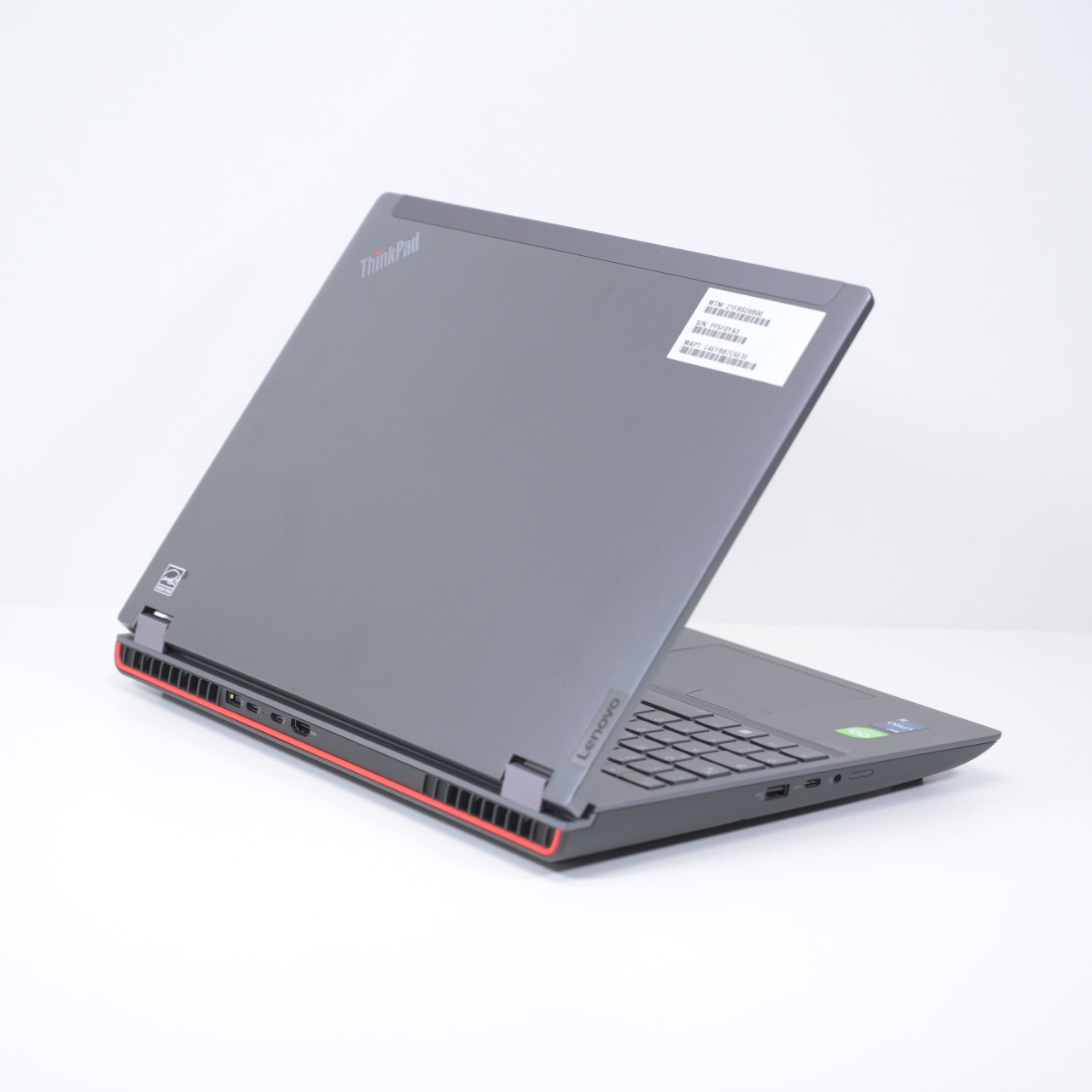 Laptop Lenovo ThinkPad P16 Gen 2, Intel Core i7-13850HX, Ecran de 16