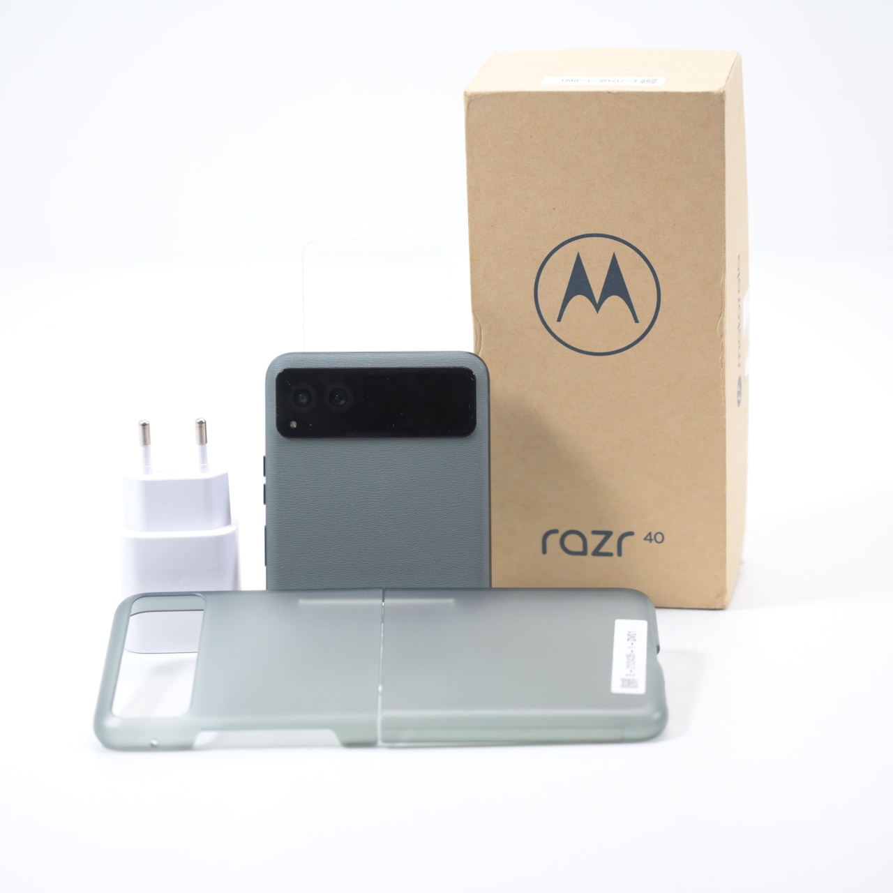 Telefon Motorola Razr 40 256GB - 5 | YEO