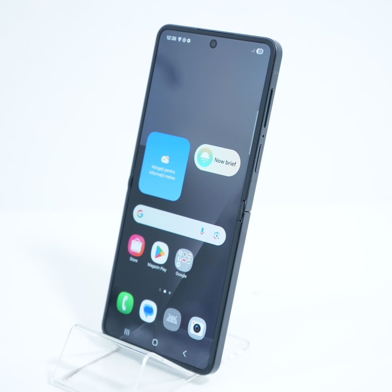 Telefon Samsung Z Flip 7 256GB, Jet Black - imagine 3