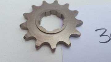 BULTACO PURSANG FRONT SPROCKET 13t NEW BULTACO FRONTERA FRONT SPROCKET 13t