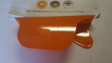 OSSA TR80 CHAIN GUARD NEW OSSA TR 80 CHAIN GUARD OSSA ORANGE CHAIN GUARD OSSA TR 250 CHAIN GUARD - Img 2