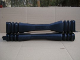 BULTACO METRALLA MK2 CHAIN GUARD RUBBER TUBS NEW (2 UNITS ) - Img 2