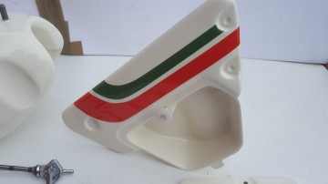 OSSA MICK ANDREWS TOOL BOX SIDE PANELS KIT NEW OSSA MAR SIDE PANELS OSSA SIDE PANEL NEW - Img 3