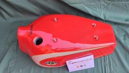 BULTACO MATADOR PETROL TANK NEW BULTACO MATADOR MK5 SD GAS TANK BULTACO MATADOR GAS TANK - Img 5