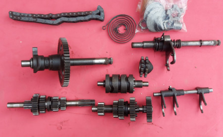 OSSA TR80 ENGINE PARTS OSSA GRIPPER ENGINE PARTS USED GOOD CONDITION - Img 4