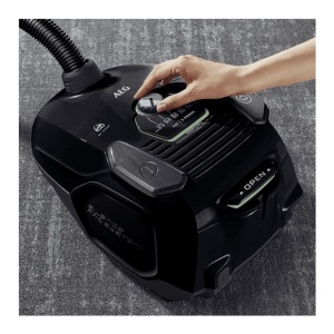 Aspirator cu sac AEG VX7-2-OKOX, 650 W, E12 Hygiene-Filter, Negru - Img 3