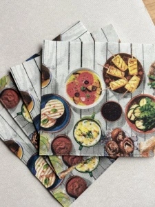 Γιορτινές χαρτοπετσέτες τραπεζιού SoftPoint – Grill Party / 40 x 40 εκ. / 20 τεμάχια