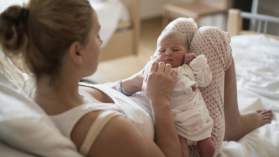 Inteligența emoțională la mame în primul an de după naștere