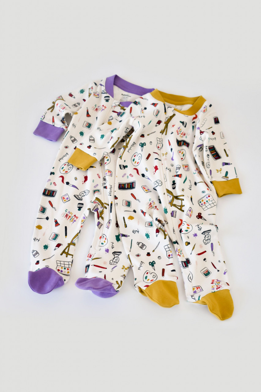 Set 2 salopetele cu maneca lunga si pantaloni cu botosei si fermoar - 100%bumbac organic - Galben si Mov, BabyCosy