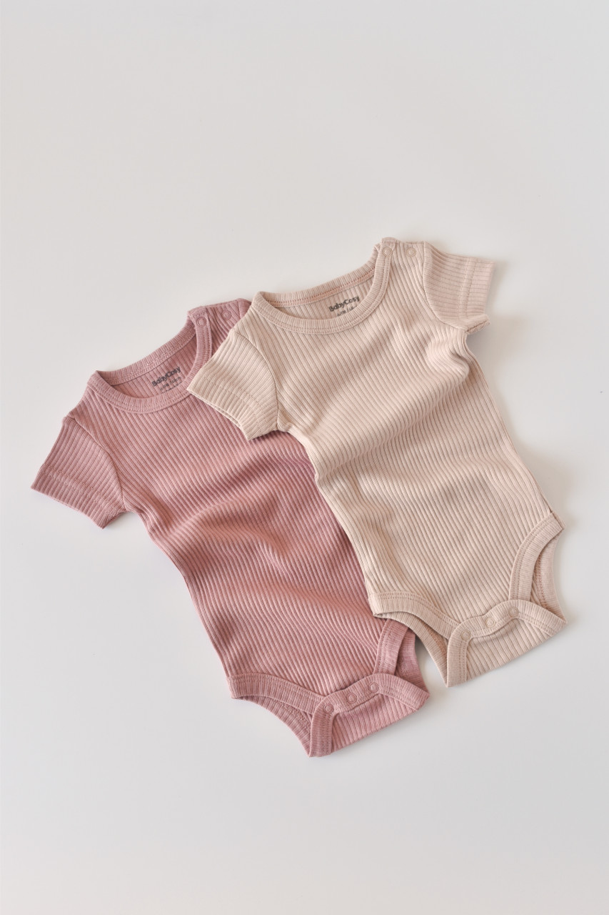 Set de 2 body-uri cu maneca scurta din bumbac organic si modal - Roz/Blush BabyCosy