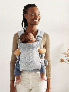 BabyBjorn - Marsupiu anatomic cu multiple pozitii de purtare colectia Harmony, 3D Mesh, Silver - Editie Limitata - Img 2
