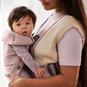 BabyBjorn - Marsupiu anatomic Mini, cu pozitii multiple de purtare, Dusty Pink, Tesatura - Img 3