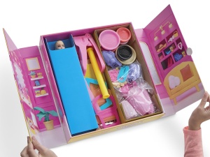 PLAY DOH BARBIE SET PREZENTARE DE MODA A DESIGNERILOR