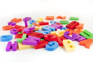 Set 66 litere mari magnetice - Miniland - Img 2