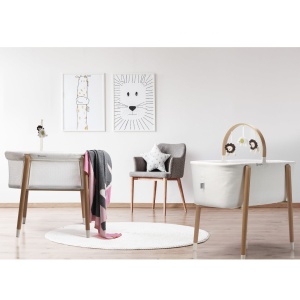 BabyGo - Patut cu cadru din Lemn si Bara de Jucarii Sleepgood Mesh - Img 4