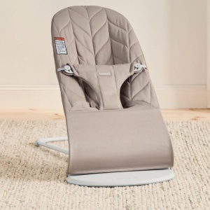 BabyBjorn - Balansoar Bliss Sand Gray cu aspect delicat de petala, tesatura matlasata - Img 4