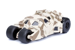 BATMOBILUL CU FIGURINA SI CAMUFLAJ - Img 2