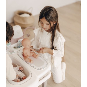 Centru de ingrijire pentru papusi Smoby Baby Nurse Doll`s Play Center maro cu 23 accesorii - Img 9