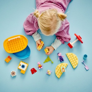 LEGO DUPLO EXCURSIA CU BARCA A PURCELUSEI PEPPA 10432 - Img 2