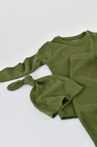 Set 3 piese: bluzita cu maneca lunga, panataloni lungi si caciulita din bumbac organic si modal - Verde, Baby Cosy