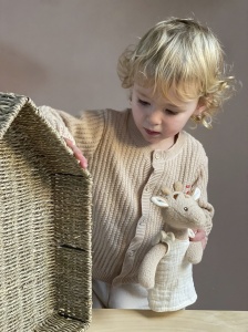 Mica girafa Leoni din bumbac organic, Egmont Toys - Img 3