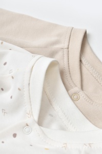 Set 2 salopetele cu maneca lunga si panataloni lungi cu botosei - 100%bumbac organic - Ecru cu buline, Baby Cosy