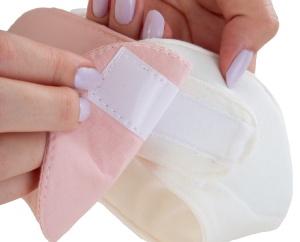 Bentita 2 in 1 pentru urechi BabyJem, Roz