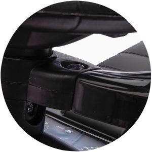 Masinuta de impins Chipolino Mercedes Benz C-Class cu maner black - Img 13