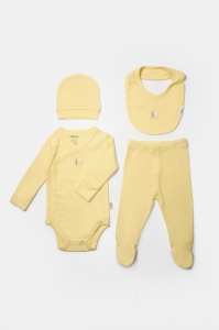 Set 4 piese:body, pantaloni, baveta si caciulita Bamboo, galben, BabyCosy, 50% bumbac+50%bambus