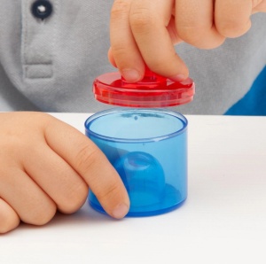 Set de 18 cutiute colorate cu capac, translucide, pentru activitati senzoriale - Img 2