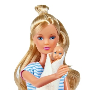 Set Simba Steffi Love Welcom Surprise Family papusa Steffy 29 cm, papusa Kevin 29 cm, papusa Evi 12 cm si accesorii - Img 3