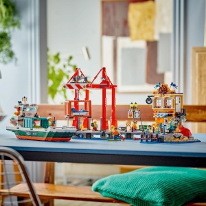 LEGO CITY PORT SI NAVA DE TRANSPORT MARFA 60422 - Img 4