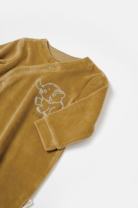 Salopeta Elefant cu maneca lunga si botosei din 80%bumbac organic si 20% poliester - Mustar, BabyCosy