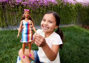 BARBIE TRAVEL PAPUSA BARBIE ANIVERSARE 50 DE ANI MALIBU SATENA - Img 4