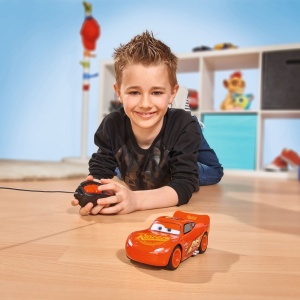 Masina Dickie Toys Cars 3 Single-Drive Lightning McQueen cu telecomanda - Img 2