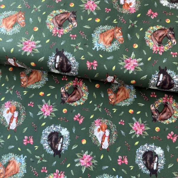 Material Craciun Poplin - Christmas Horses Green