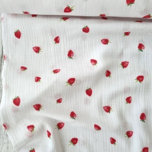 Cupon 118x30cm - Muselina imprimata digital cu capsuni - Strawberry White - Img 2