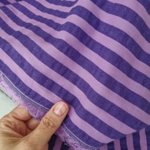 Cupon 90cm - Bumbac gofrat Seersucker cu dungi - Violet - Img 2