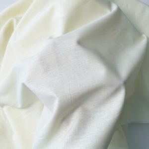 Material subtire din amestec de In si bumbac - Soft Yellow - Img 2