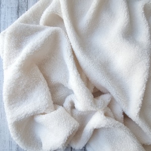 Plush Teddy Sherpa Boucle - Ecru - Img 1