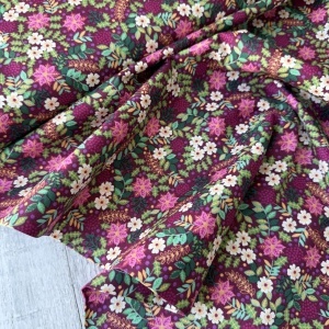 Material Craciun Poplin - Christmas Flowers Cyclam - Img 2