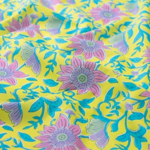 Voal batist de bumbac - Enjoy Flowers Yellow