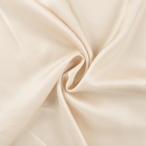 Cupon 70 cm - Luxury Satin din vascoza - Off White
