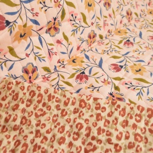 Material matlasat vertical din bumbac - Oriental Flowers