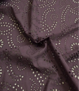 Bumbac brodat Deluxe- Mauve - cupon 95cm - Img 2