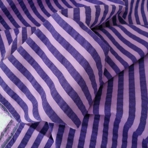 Bumbac gofrat Seersucker cu dungi - Violet
