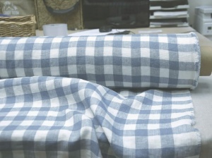 Material 100% In prespalat - Gingham Dusty Blue - Img 5