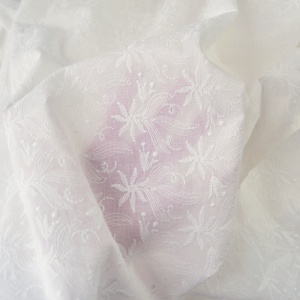 Cupon 60cm - Bumbac subtire cu broderie - Floral White