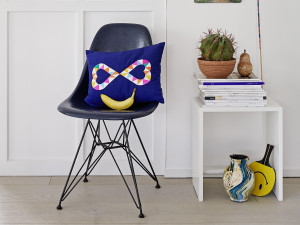Double Heart 2 Embroidered Pillow [DEMO] - Img 3